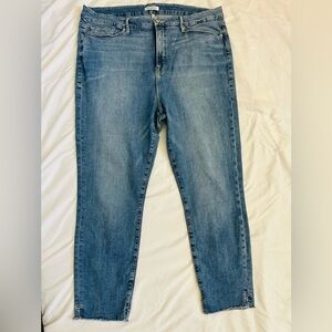 Good American Split Raw Hem Ankle Length Jeans